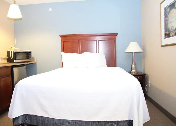 Acres Hotel Pittsfield