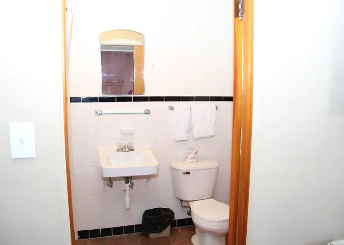 Acres Hotel